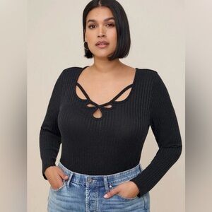 NWT Torrid Brushed Rib Scoop Neck Cut Out Long Sleeve Crop Tee Size 4X